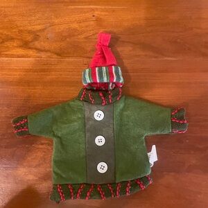 Festive Green Wine Bottle Cover